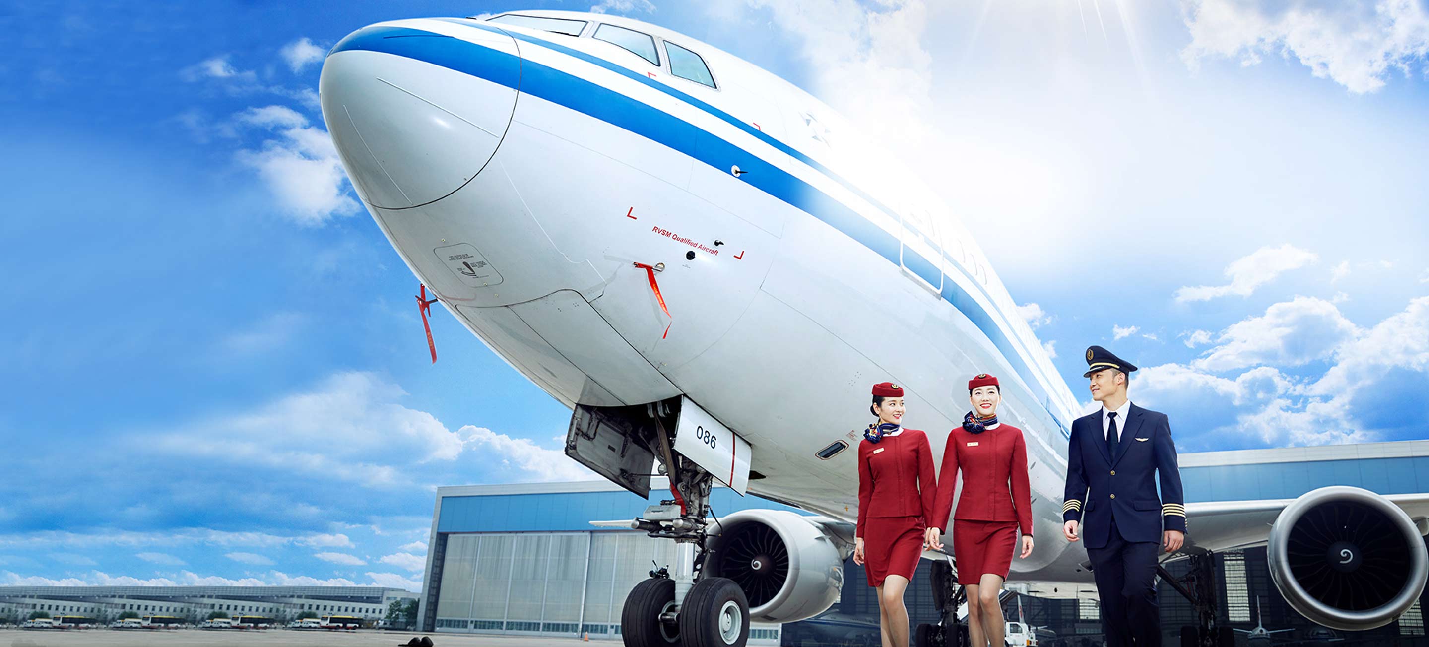 Пилот гражданской авиации. Ту 154 взлет. П. Обои на рабочий стол авиация гражданская. Самолет фото.